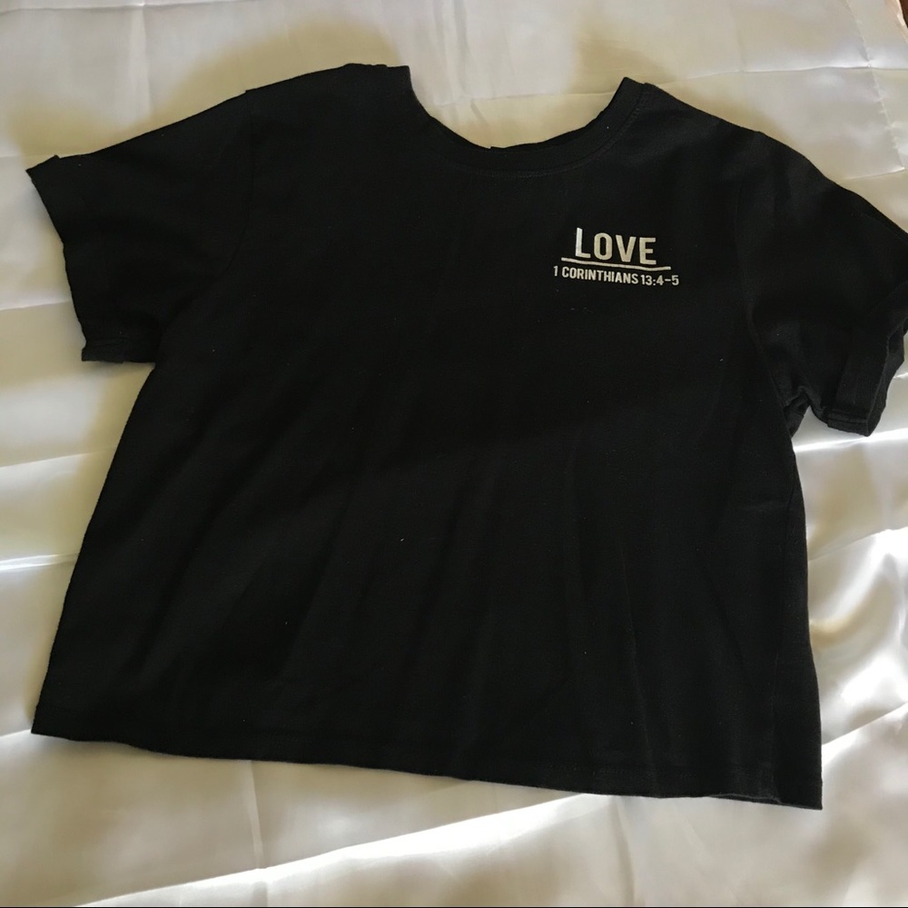 ✨~Black Crop top~✨